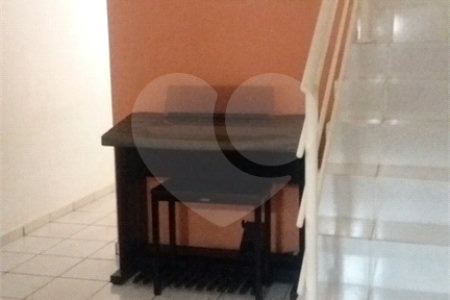 Casa à venda com 2 quartos, sendo 1 suíte,  em Jardim Brogotá, Atibaia, SP