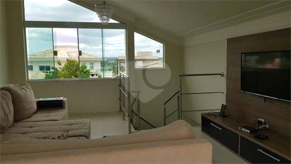 Casa à venda com 4 suítes no condomínio Jardim dos Lagos, Indaiatuba - SP