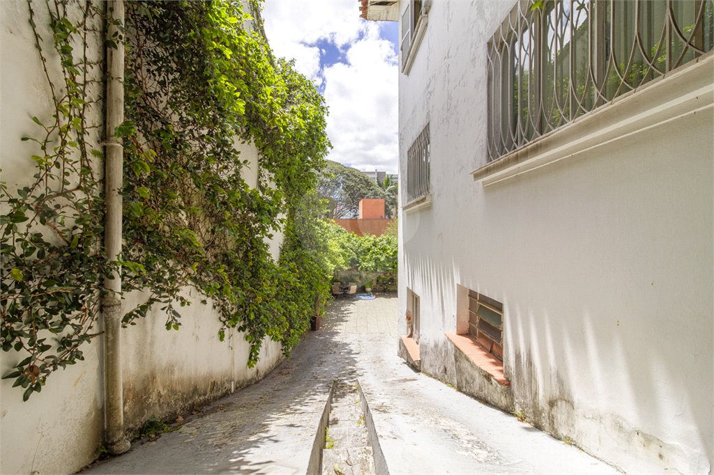 Casa à venda com 3 quartos em Vila Mariana, São Paulo, SP
