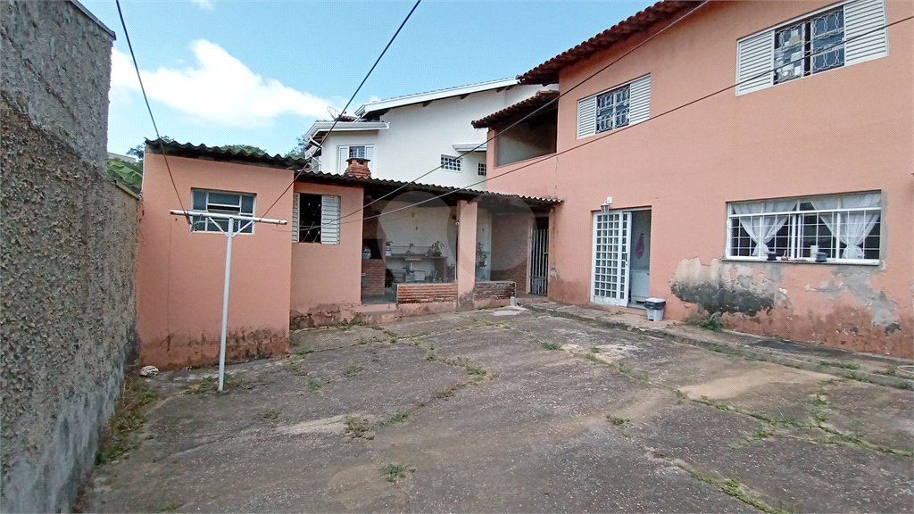 Casa à venda com 4 quartos, sendo 2 suítes,  em Nova Vinhedo, Vinhedo, SP