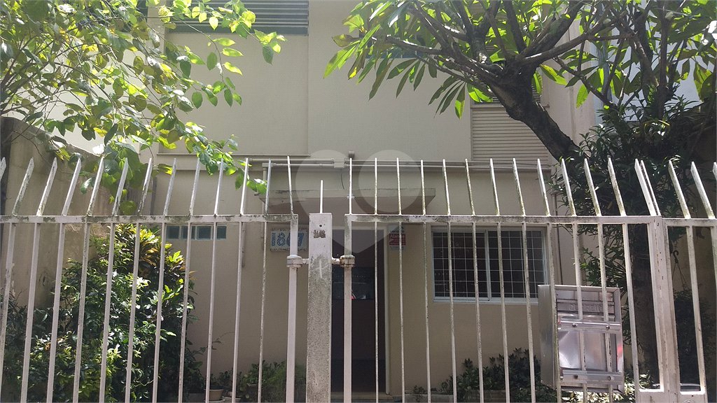Sobrado à venda com 3 quartos, sendo 1 suíte, em Alto da Boa Vista, São Paulo, SP