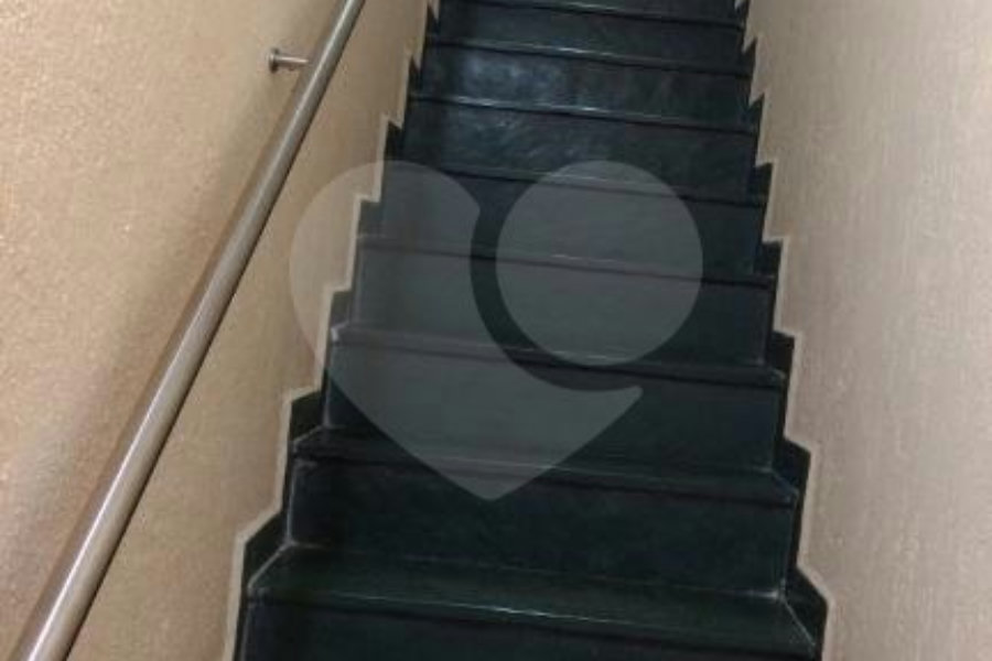 Casa à venda com 3 quartos, sendo 1 suíte, no condomínio Residencial Água Fria, São Paulo - SP