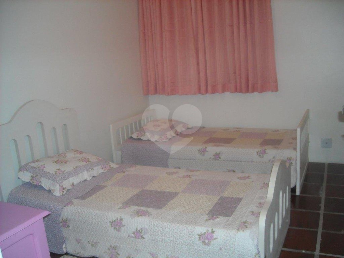 Apartamento à venda com 4 quartos, sendo 1 suíte, em Enseada, Guarujá, SP