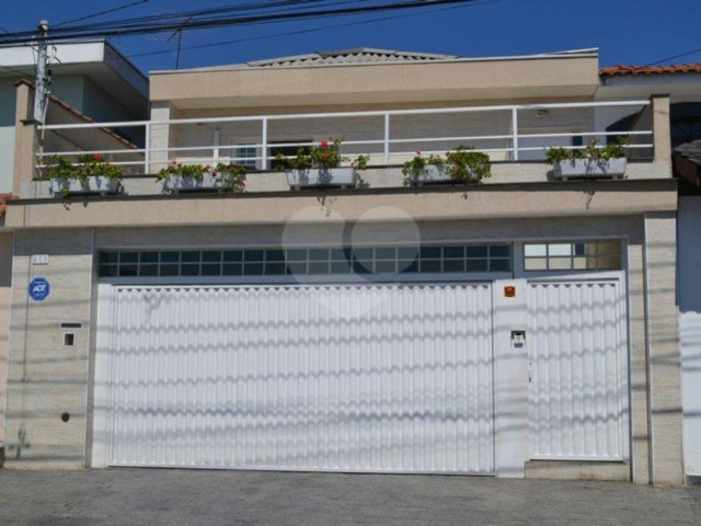 Sobrado à venda com 3 quartos, sendo 1 suíte,  em Tremembé, São Paulo, SP