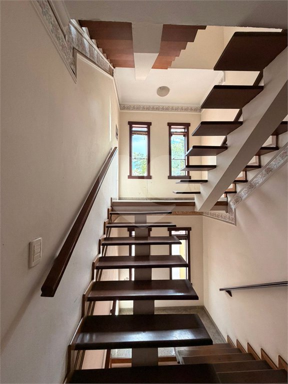 Sobrado à venda ou para alugar com 5 quartos, sendo 1 suíte, em Jardim Eltonville, Sorocaba, SP