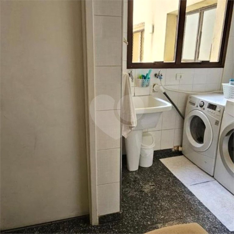 Apartamento à venda com 4 quartos, sendo 3 suítes,  em Vila Mariana, São Paulo, SP