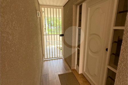 Sobrado à venda com 5 quartos, sendo 3 suítes, em Jardim Franca, São Paulo, SP