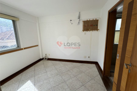 Apartamento à venda com 3 quartos, sendo 1 suíte, em Grajaú, Rio de Janeiro, RJ