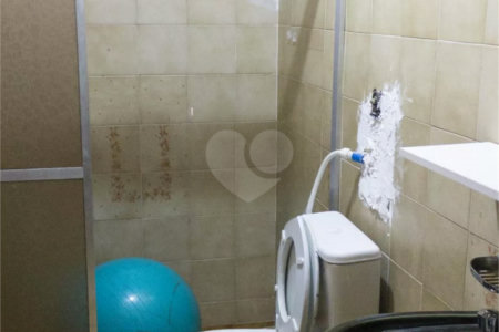 Sobrado à venda com 4 quartos, sendo 1 suíte, em Vila Jaguara, São Paulo, SP