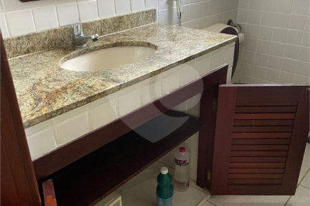 Casa em condomínio à venda com 2 quartos, sendo 1 suíte,  em Portal da Ferradura, Armação dos Búzios, RJ
