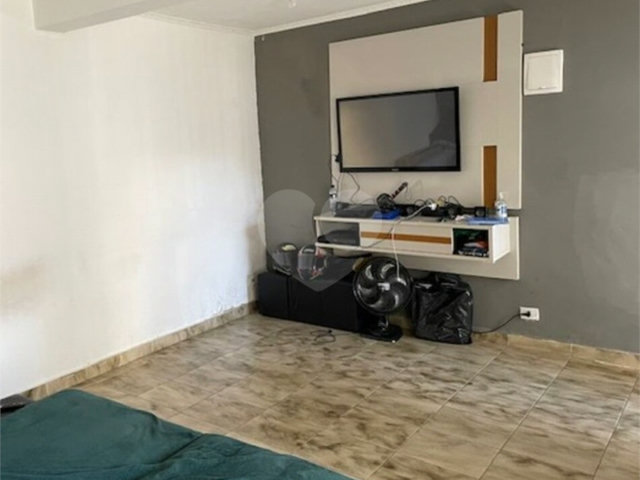 Sobrado à venda com 2 quartos em Santa Terezinha, São Paulo, SP