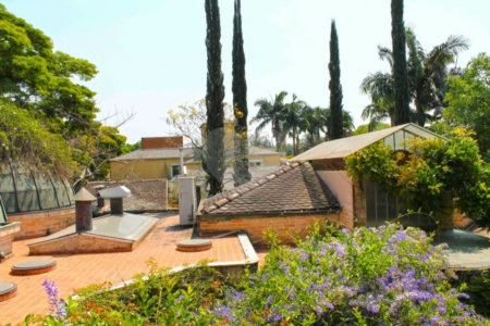 Sobrado à venda com 7 quartos, sendo 5 suítes, em Alto da Boa Vista, São Paulo, SP