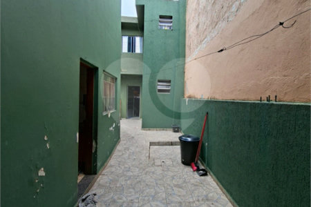 Casa à venda com 4 quartos, sendo 1 suíte,  em Vila Santa Maria, Guarulhos, SP
