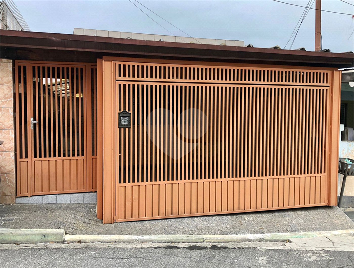 Sobrado à venda com 2 suítes em Vila Mazzei, São Paulo, SP