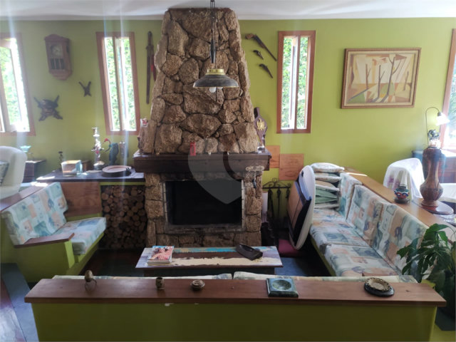 Sobrado à venda com 4 quartos, sendo 1 suíte,  em Chácara Monte Alegre, São Paulo, SP