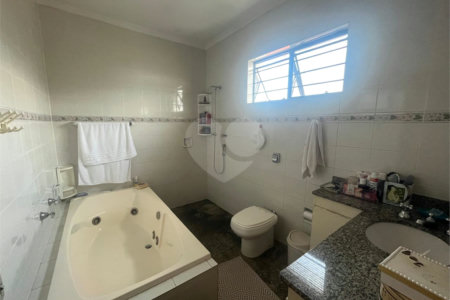 Casa à venda com 3 quartos, sendo 1 suíte, em Jardim Maria Antônia Prado, Sorocaba, SP