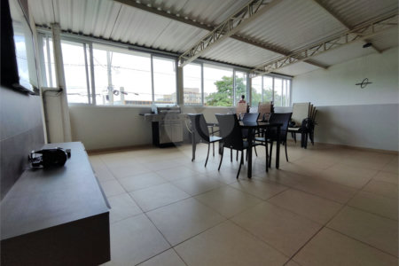 Sobrado à venda com 2 quartos em Jardim Emília, Sorocaba, SP