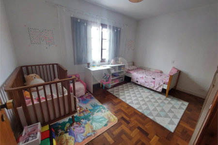 Sobrado à venda com 3 quartos, sendo 1 suíte, em Assunção, São Bernardo do Campo, SP