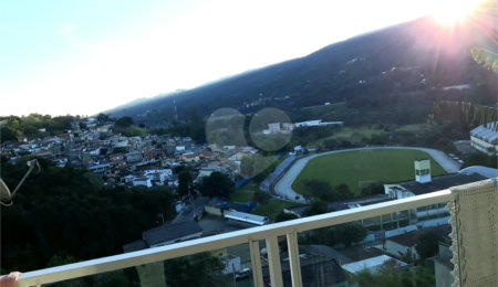 Casa à venda com 4 quartos em Serra da Cantareira, Mairiporã, SP