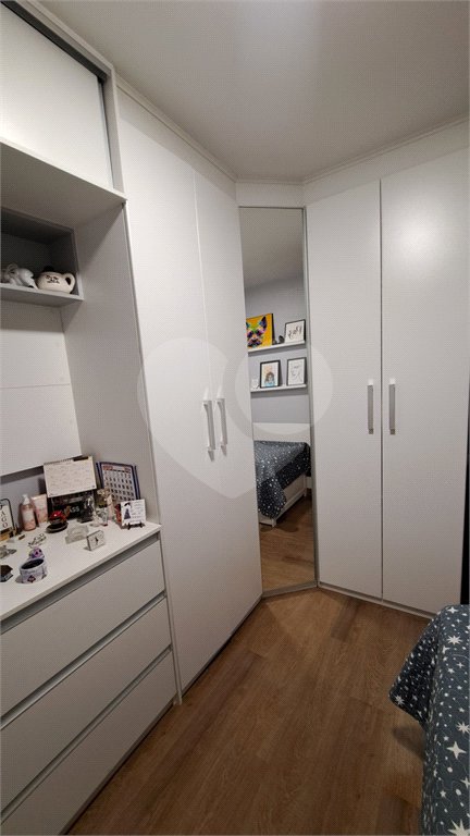 Casa à venda com 3 quartos, sendo 1 suíte,  no condomínio Moradas do Horto, São Paulo - SP