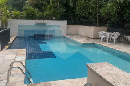 Apartamento à venda com 3 suítes em Vila Suzana, São Paulo, SP