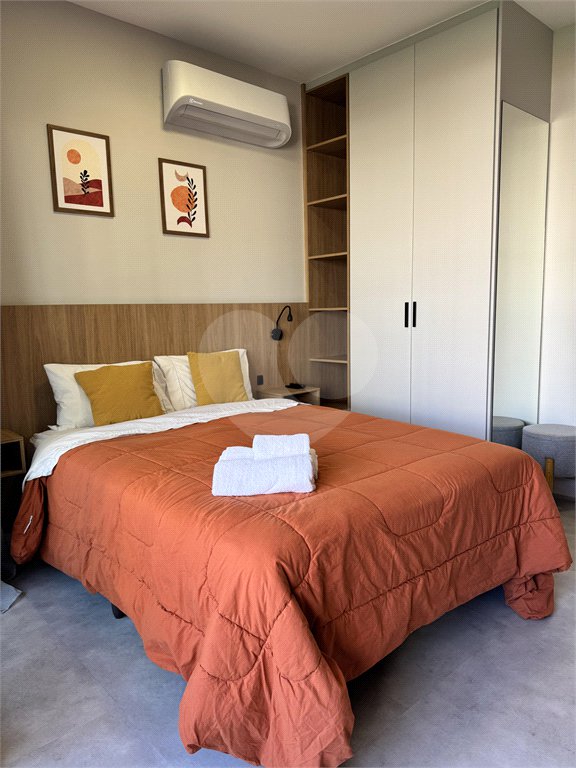 Apartamento à venda com 1 quarto em Jardim das Acácias, São Paulo, SP