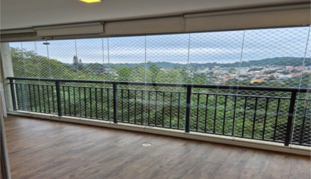 Apartamento à venda com 3 quartos, sendo 1 suíte,  em Vila Irmãos Arnoni, São Paulo, SP