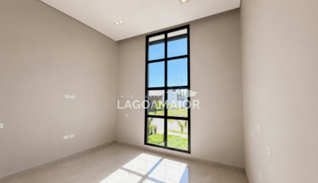 Casa à venda com 3 quartos no condomínio Residencial Costa Leste, Três Lagoas - MS