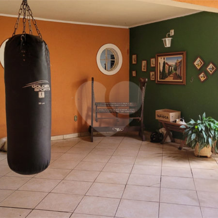 Casa com 4 dormitórios sendo 1 suíte a venda no bairro Samambaia