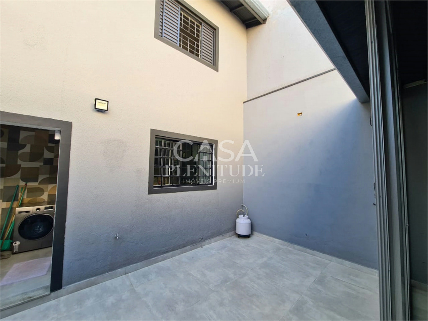 Casa à venda com 3 quartos, sendo 1 suíte, em Jardim Wanel Ville Iv, Sorocaba, SP