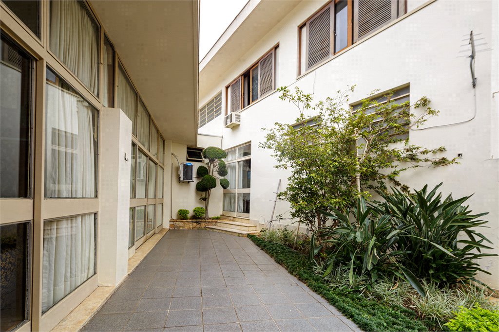 Casa de Vila para alugar com 4 quartos, sendo 1 suíte, em Granja Julieta, São Paulo, SP