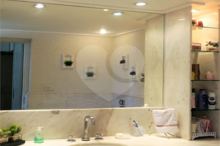 Apartamento à venda com 4 quartos, sendo 3 suítes, em Vila Suzana, São Paulo, SP