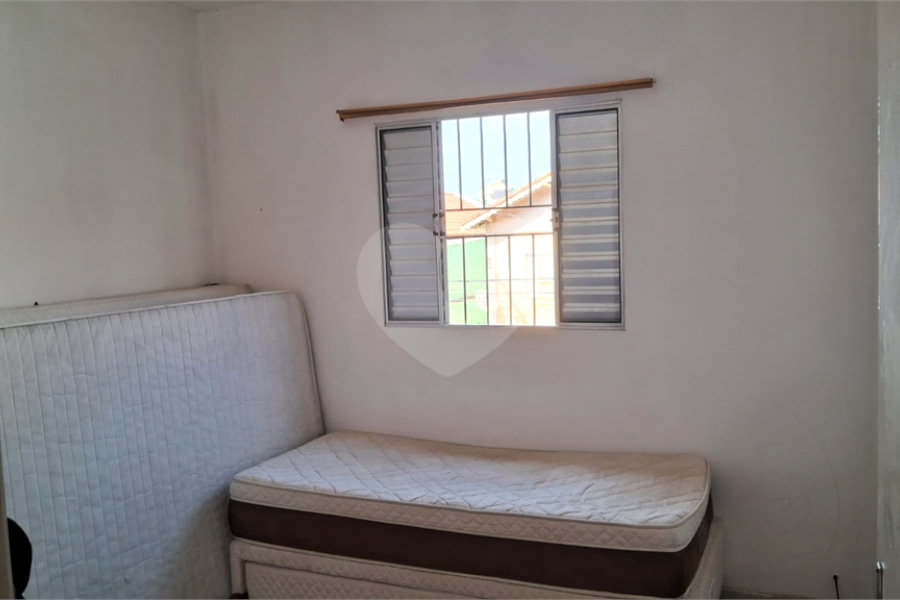 Sobrado à venda com 2 quartos, sendo 1 suíte, em Tremembé, São Paulo, SP