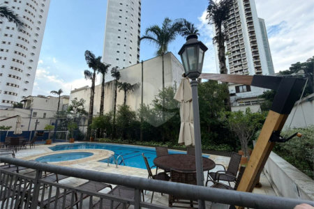 Apartamento à venda com 3 quartos, sendo 1 suíte,  em Vila Regente Feijó, São Paulo, SP