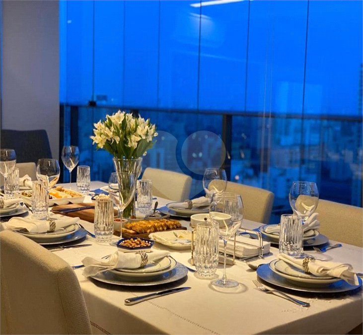 Apartamento à venda com 2 suítes em Cidade Monções, São Paulo, SP