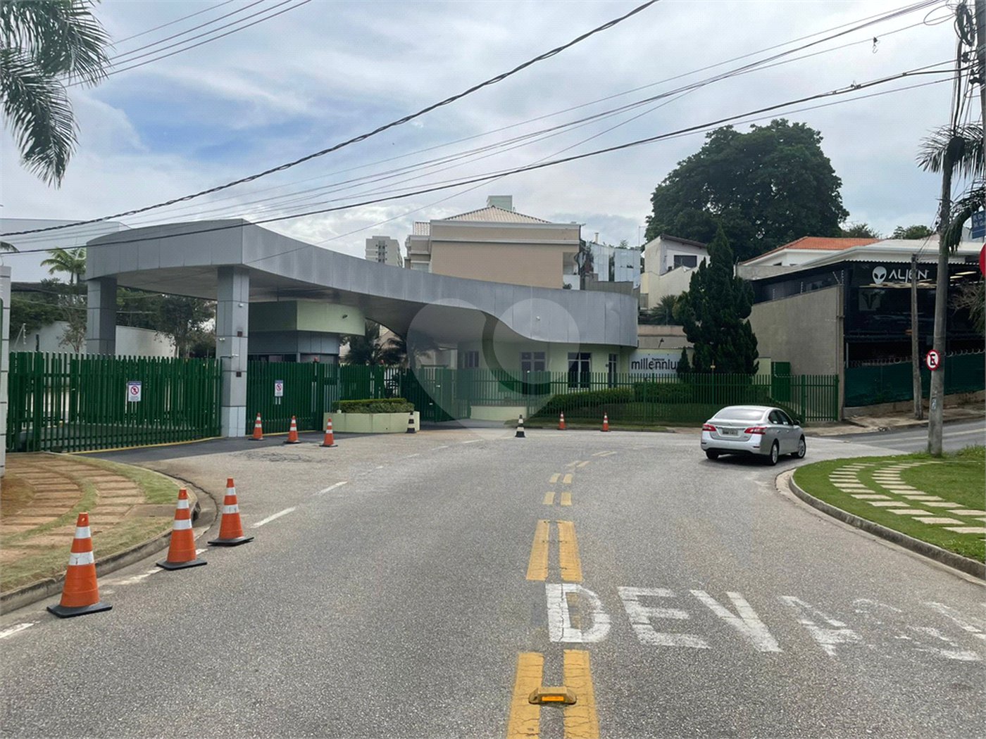 Terreno à venda no condomínio Millenium Campolim, Sorocaba - SP
