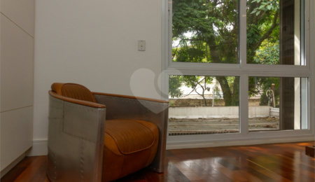 Casa à venda ou para alugar com 4 suítes em Jardim América, São Paulo, SP