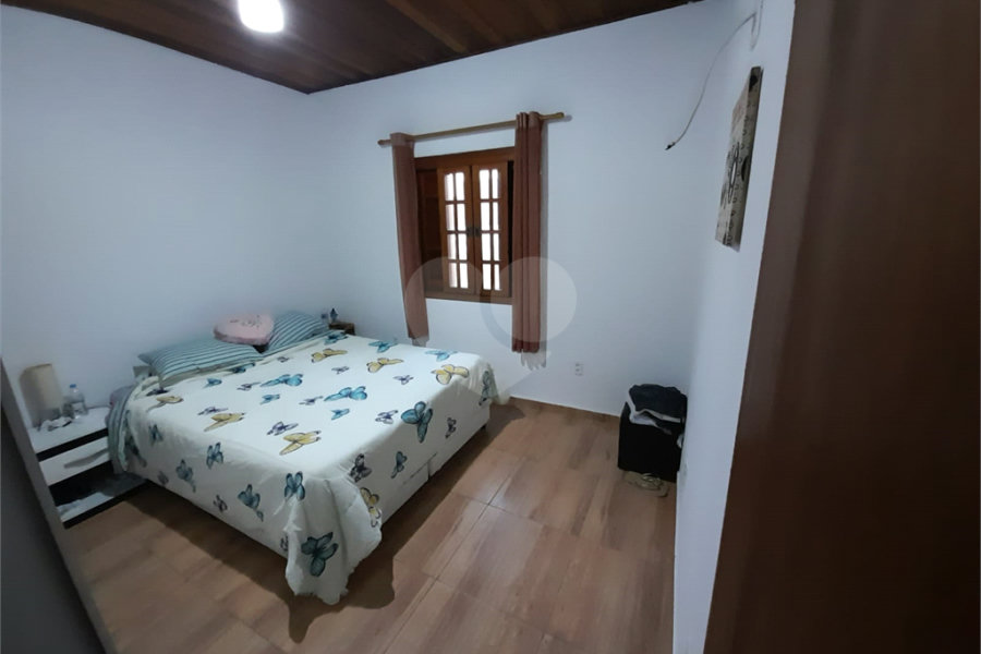 Casa Térrea à venda com 3 quartos em Vila São Pedro, Santo André, SP