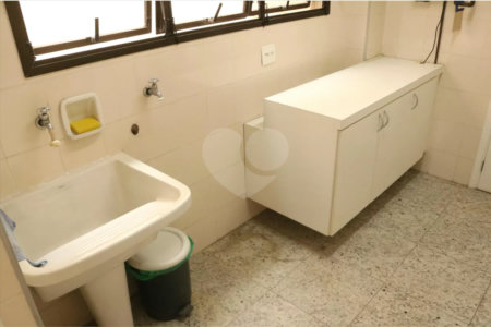 Apartamento à venda com 3 quartos, sendo 1 suíte, em Perdizes, São Paulo, SP