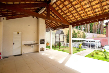 Apartamento à venda com 2 quartos em Vila Nossa Senhora Aparecida, São Roque, SP