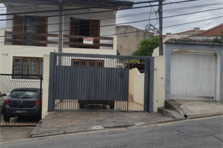 Sobrado à venda com 3 quartos, sendo 1 suíte, em Jardim Bonfiglioli, São Paulo, SP