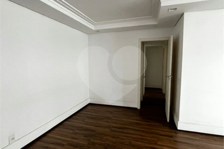 Apartamento à venda com 3 quartos em Sumaré, São Paulo, SP