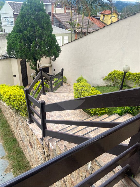 Sobrado à venda com 3 quartos, sendo 1 suíte,  em Vila Suissa, Mogi das Cruzes, SP