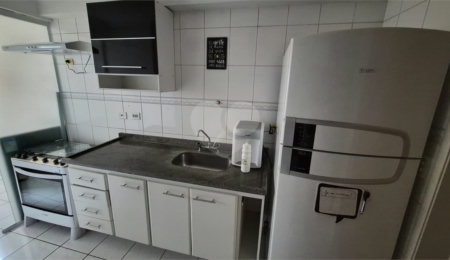 Apartamento à venda com 3 quartos, sendo 1 suíte,  em Vila Campestre, São Paulo, SP