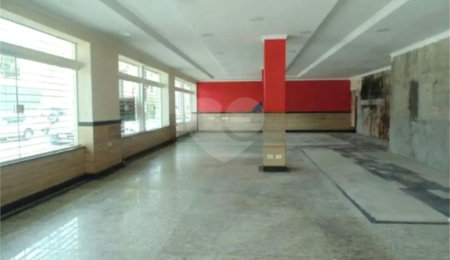 Prédio à venda em Santana, São Paulo, SP