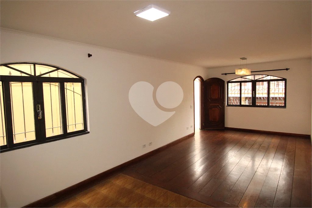 Sobrado à venda com 3 quartos, sendo 1 suíte,  em Vila Nova Mazzei, São Paulo, SP