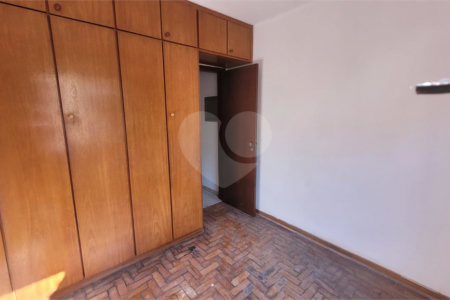 Casa Térrea à venda com 2 quartos em Interlagos, São Paulo, SP