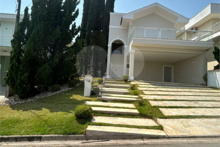 Casa à venda com 3 suítes no condomínio Villagio Di Verona, Vinhedo - SP