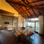 Casa à venda com 3 quartos, sendo 1 suíte,  no condomínio Alpes da Cantareira, Mairiporã - SP