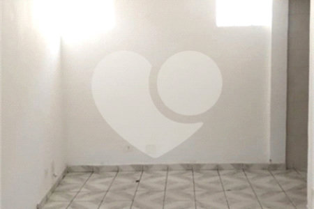 Sobrado à venda com 7 quartos, sendo 1 suíte, em Vila Maria Baixa, São Paulo, SP